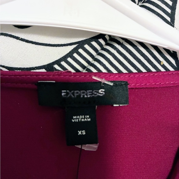 Express Magenta Satin Bodysuit NWOT - Picture 5 of 6